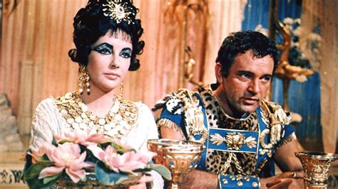 Cleopatra: Ein Film der sich zwischen historischer Fiktion und opulenten Schauspielemeistern bewegt!